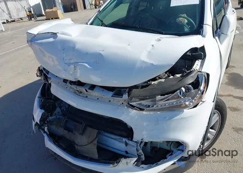 2017 Chevrolet Trax Lt z USA, uszkodzony, nr VIN KL7CJLSB7HB235289